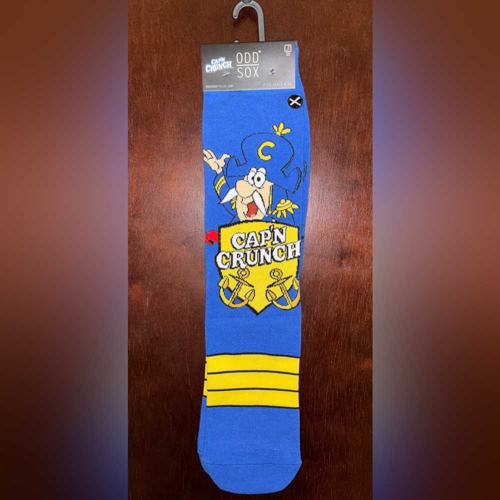 CAP’N CRUNCH ODD SOX NOVELTY CREW SOCKS NWT MEN’S SHOE SIZE 8-12